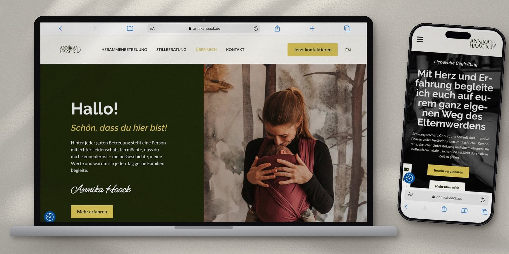 The annikahaack.de homepage on a laptop and a phone