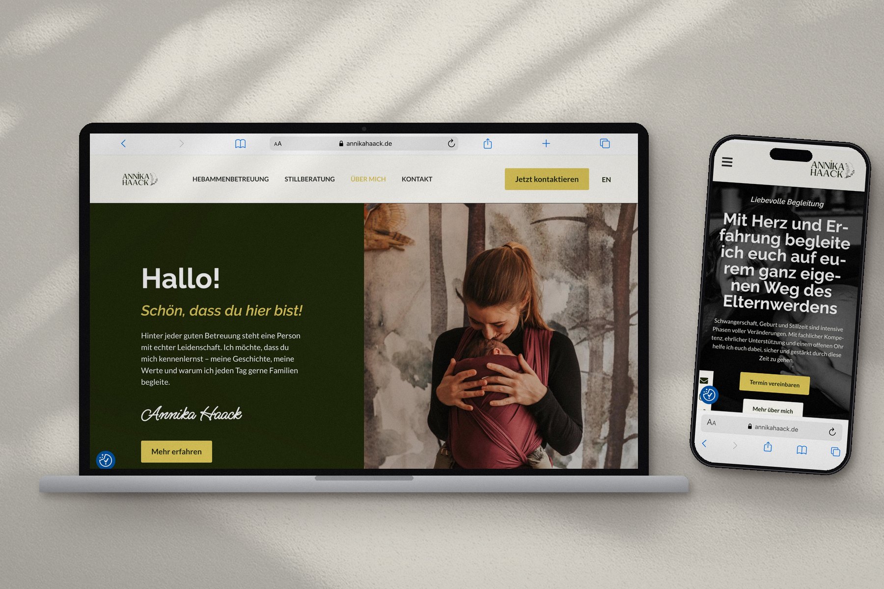 The annikahaack.de homepage on a laptop and a phone
